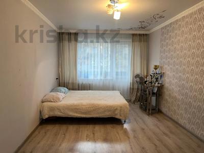 2-бөлмелі пәтер, 47 м², 3/5 қабат, Майкудук, 13й микрорайон, бағасы: 11 млн 〒 в Караганде, Алихана Бокейханова р-н