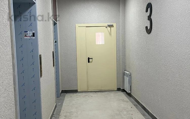 1-бөлмелі пәтер · 46 м² · 3/13 қабат, Степной 2 ш/а., бағасы: 20.9 млн ₸ в Караганде, Казыбек би р-н — фото 11