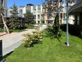 3-бөлмелі пәтер · 140 м² · 1/3 қабат, Микрорайон Мирас, бағасы: 295 млн ₸ в Алматы, Бостандыкский р-н — фото 25