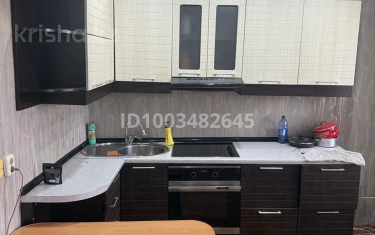 1-комнатная квартира · 30 м² · 2/5 этаж, мкр Михайловка 8 — Кирзавода за 120 000 ₸ в Караганде, Казыбек би р-н — фото 2