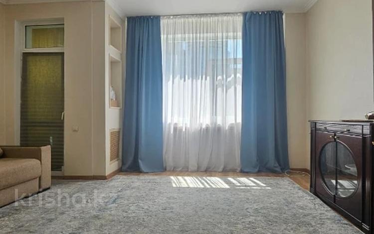 1-комнатная квартира · 55 м² · 2/12 этаж, Сарайшык — БЕЗ КОМИССИИ ДЛЯ ПОКУПАТЕЛЯ!!! БЕСПЛАТНАЯ КОНСУЛЬТАЦИЯ ПО ИПОТЕКЕ!!! за 31 млн ₸ в Астане, Есильский р-н — фото 2