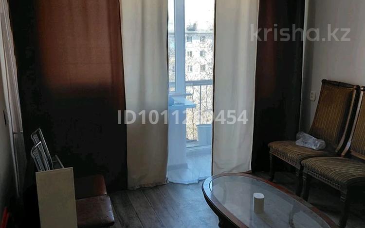 1-комнатная квартира · 34 м² · 5/5 этаж, Республика 54/3 — Остановка казахтелеком за 80 000 〒 в Темиртау — фото 2