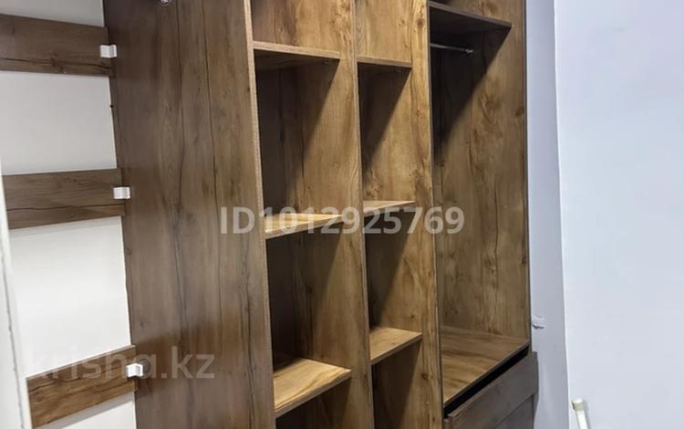 3-бөлмелі пәтер · 85 м² · 11/12 қабат, Сзади Обл. Акимата 10 а, бағасы: 300 000 ₸ в Туркестане — фото 2