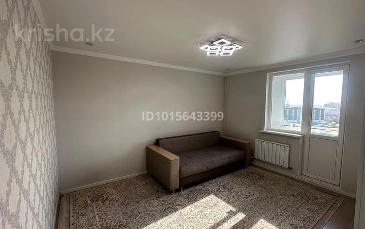 1-комнатная квартира · 38 м² · 10/12 этаж, мкр Акбулак, Байтерекова 45 за 240 000 ₸ в Алматы, Алатауский р-н — фото 2