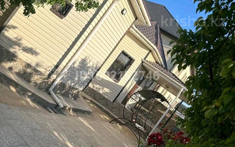 Отдельный дом · 4 комнаты · 180 м², Бегенова 11 — 1 за 32 млн ₸ в Жанаозен — фото 2