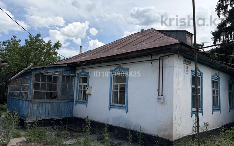Отдельный дом · 5 комнат · 82.9 м² · 8.48 сот., Байтурсынова 18 — Кульджинский тракт за 35 млн ₸ в  — фото 2