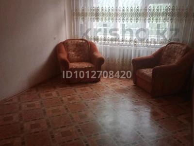 2-бөлмелі пәтер · 55 м² · 1/5 қабат, Авиагородок, бағасы: 100 000 ₸ в Актобе, мкр Авиагородок