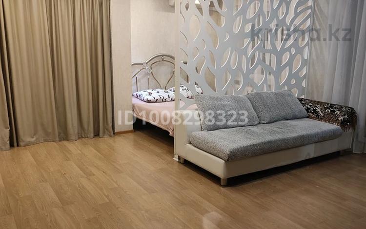 1-комнатная квартира · 50 м² · 4/5 этаж, Тауелсызлык ЦУМ, Март, Макдональдс 37 — Угол Тарана Абая за 2 000 ₸ в Костанае — фото 2