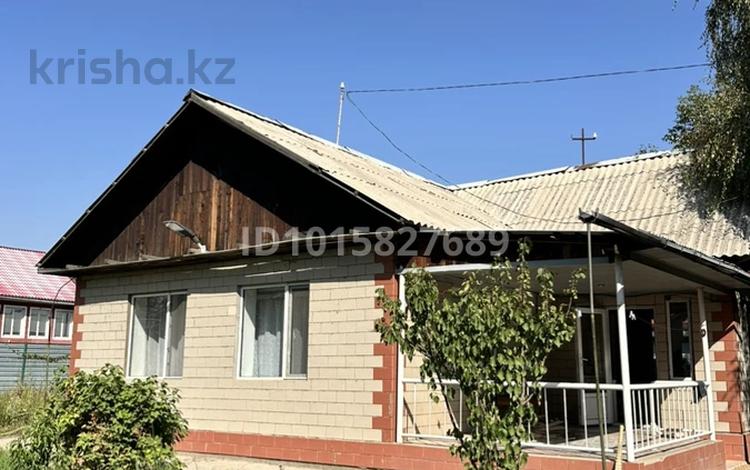 Отдельный дом · 2 комнаты · 90 м² · 10 сот., мкр Акжар 24 за 330 000 ₸ в Алматы, Наурызбайский р-н — фото 2