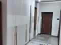 3-комнатная квартира · 107 м² · 4/9 этаж, мкр. Алтын орда, Алии Молдагуловой 60/1 за 43 млн ₸ в Актобе — фото 11