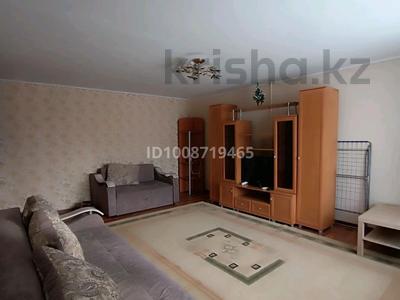 2-комнатная квартира · 50 м² · 3/5 этаж, мкр Новый Город, Бухар жырау 77 — 45 квартал за 14 000 ₸ в Караганде, Казыбек би р-н