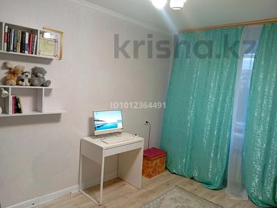 3-бөлмелі пәтер · 77 м² · 4/5 қабат, мкр Центральный, Азаттык 71, бағасы: 220 000 ₸ в Атырау