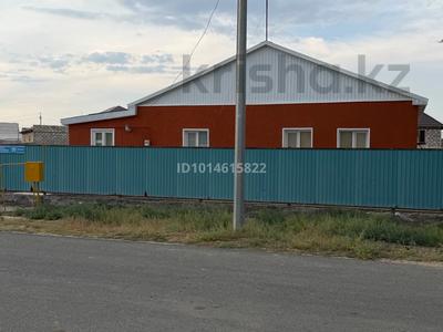 Часть дома · 4 комнаты · 130 м² · 10 сот., мкр Орлеу, Умбетярова 50 — Среди супермаркетам Нурзер и Нурай за 30 млн ₸ в Атырау