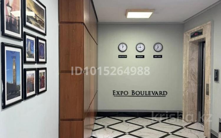 2-бөлмелі пәтер · 55.7 м² · 8/8 қабат, Кабанбай Батыра 58Б, бағасы: 43 млн ₸ в Астане, Есильский р-н — фото 3