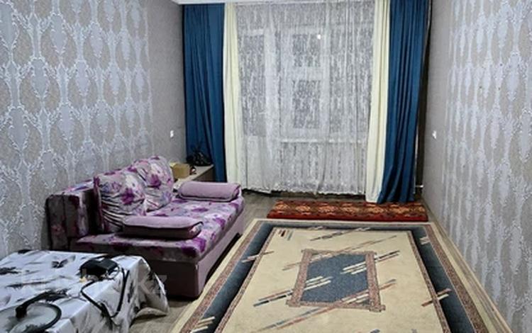 2-комнатная квартира · 46 м² · 5/5 этаж, Майкудук, Майкудук, 17й микрорайон 57 за 130 000 ₸ в Караганде, Алихана Бокейханова р-н — фото 2