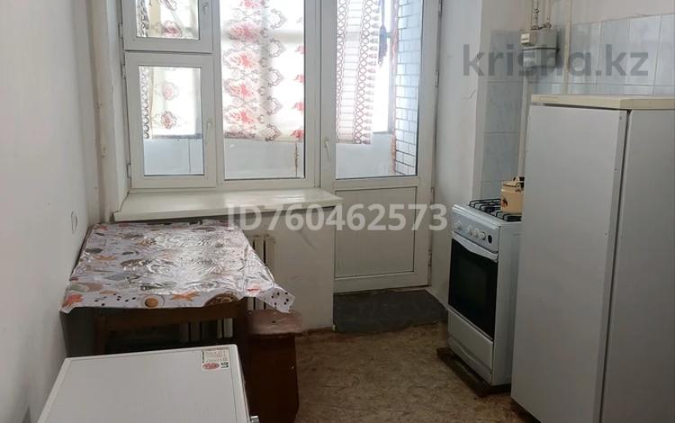 1-бөлмелі пәтер · 41.8 м² · 7/9 қабат, мкр Кадыра Мырза-Али 1, бағасы: 11.2 млн ₸ в Уральске — фото 2