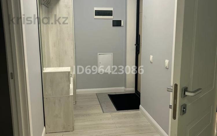 1-комнатная квартира · 43 м² · 11/16 этаж, Мухамедханова 4В за 230 000 ₸ в Астане, Есильский р-н — фото 2