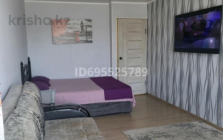 2-комнатная квартира · 52 м² · 4/4 этаж, 2-й мкр 35 за 8 000 ₸ в Актау — фото 2