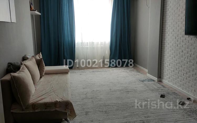2-бөлмелі пәтер · 70 м² · 9/9 қабат, 17-й мкр 94 — В центре города, бағасы: 300 000 ₸ в Актау — фото 5