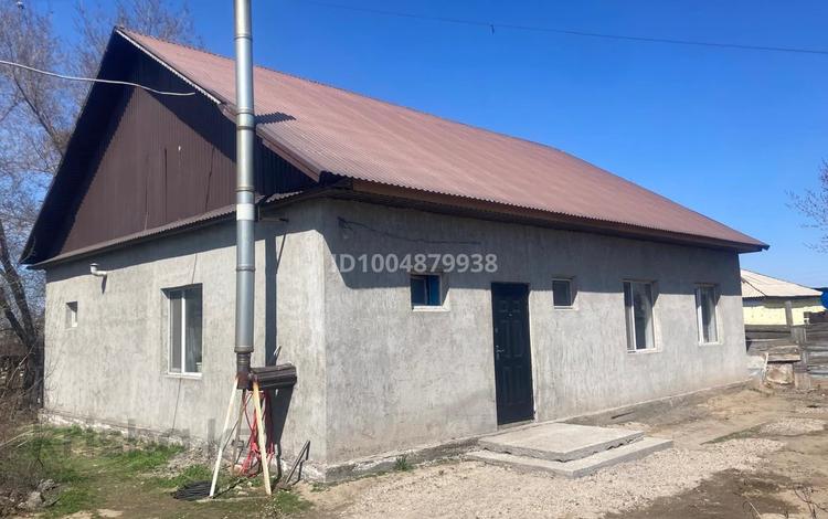 Отдельный дом · 4 комнаты · 102.3 м² · 8.55 сот., Щорса 130 за 33 млн 〒 в Семее — фото 19