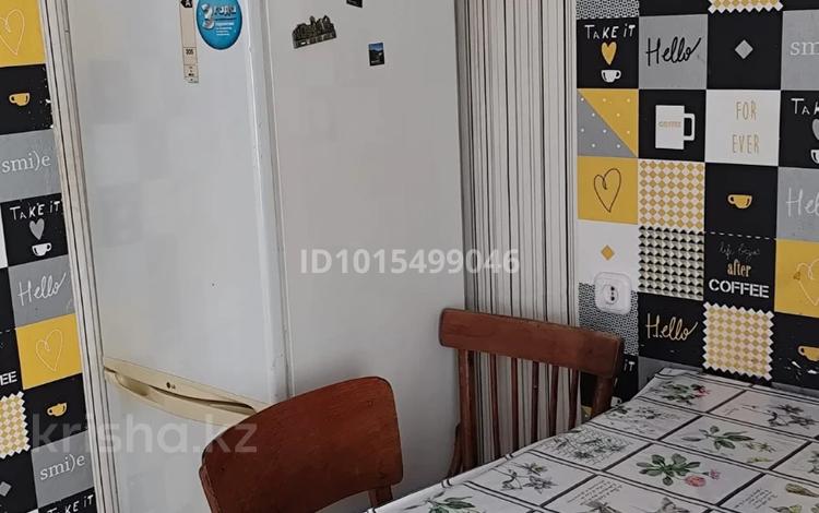 3-бөлмелі пәтер · 60 м² · 5/5 қабат, Жаңа қала ш/а., Крамского 44/2 — Находится между Карагандинской школой полиции и Экономическим Университетом Казпотребсоюзаа, бағасы: 200 000 ₸ в Караганде, Казыбек би р-н — фото 2