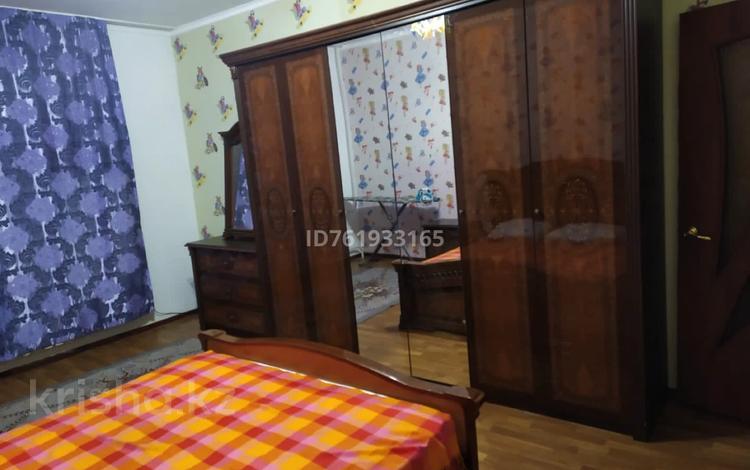 2-бөлмелі пәтер · 63 м² · 5/9 қабат, Алмагүл ш/а. 13, бағасы: 21.5 млн ₸ в Атырау, мкр. Алмагуль — фото 2
