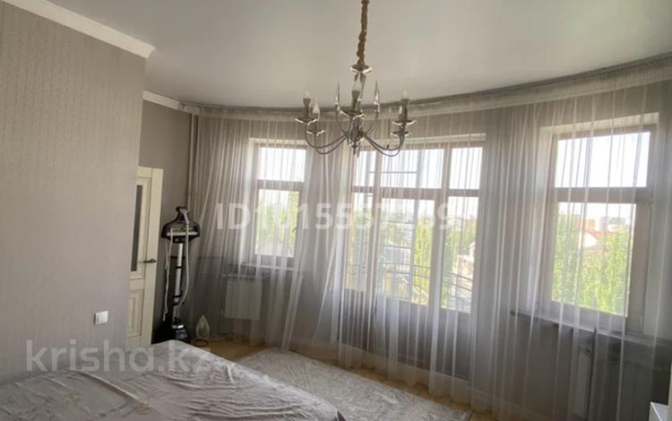 4-комнатная квартира · 98.8 м² · 5/9 этаж, Аль фараби 7 за 67 млн ₸ в Костанае — фото 2