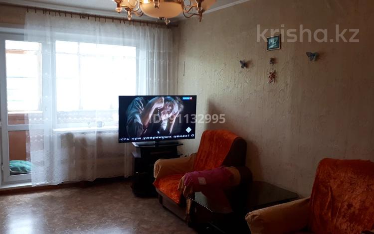 3-комнатная квартира, 64 м², 4/5 этаж, Кужанова за 12 млн 〒 в Сарани — фото 2