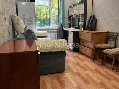 2-бөлмелі пәтер, 47 м², 1/5 қабат, Абая 93/4 — Рядом с трампарком, бағасы: 10.5 млн 〒 в Темиртау