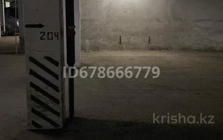 Паркинг • 40 м² • Желтоксан 2 за 25 000 〒 в Астане, Сарыарка р-н — фото 2
