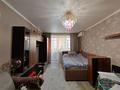 3-бөлмелі пәтер · 57.2 м² · 5/5 қабат, Пришахтинск, 21й микрорайон, бағасы: 13.5 млн ₸ в Караганде, Алихана Бокейханова р-н — фото 2