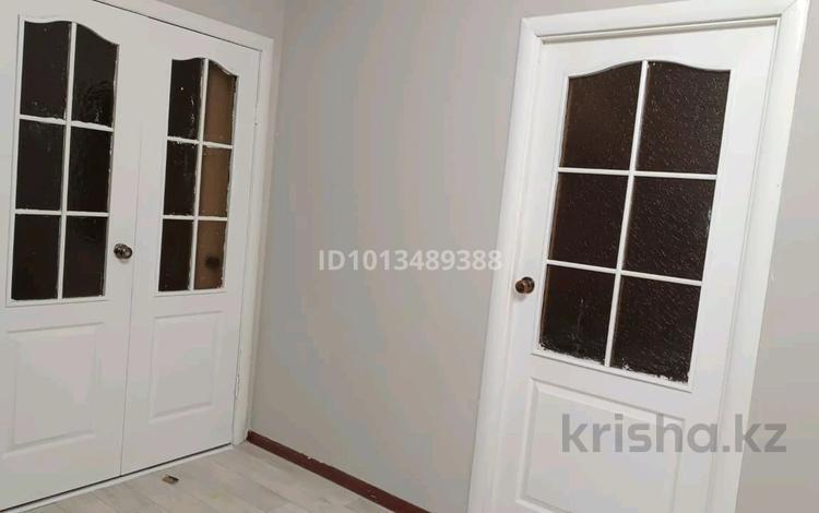 2-бөлмелі пәтер · 53 м² · 1/5 қабат, мкр Думан-2 6, бағасы: 220 000 ₸ в Алматы, Медеуский р-н — фото 2