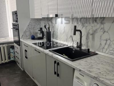 3-бөлмелі пәтер · 49.2 м² · 3/5 қабат, Кеншилер 27 — Рынок Нарык ,1 школа ,Байтерек,шелковый путь, бағасы: 18 млн ₸ в Экибастузе