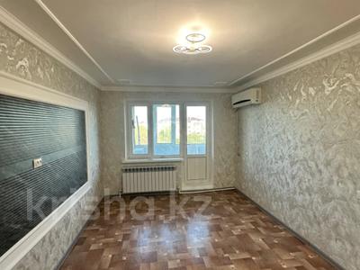 3-комнатная квартира · 60 м² · 5/5 этаж, мкр 8, Гришина за 16.5 млн 〒 в Актобе