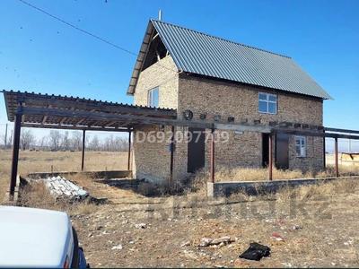 Отдельный дом • 2 комнаты • 90.2 м² • 10 сот., Жумбактас 1824 за 10 млн 〒 в Талдыкоргане, село Ынтымак