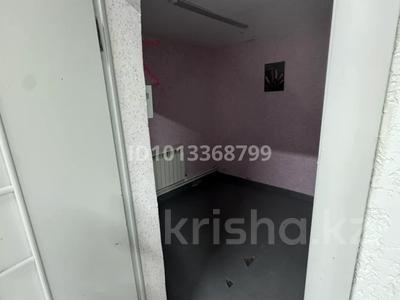 Свободное назначение, офисы, магазины и бутики, склады, азс, автосервисы и автомойки, общепит, салоны красоты, сельское хозяйство, бани, гостиницы и зоны отдыха, фитнес и спорт, медцентры и аптеки, образование, развлечения, конференц-залы, кабинеты и рабочие места, студии · 27 м² за 80 000 ₸ в Актобе