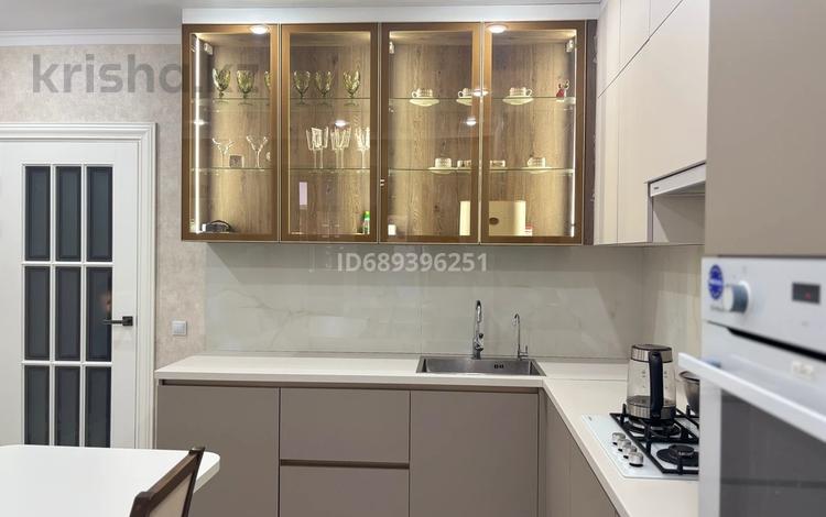 3-бөлмелі пәтер · 94.3 м² · 3/9 қабат, мкр. Алтын орда, Алтын Орда 11 т — Тауелсиздик - Мангилик ел, бағасы: 45.9 млн 〒 в Актобе — фото 37