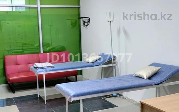 Салоны красоты, медцентры и аптеки · 30 м² за 50 000 ₸ в Актау — фото 2