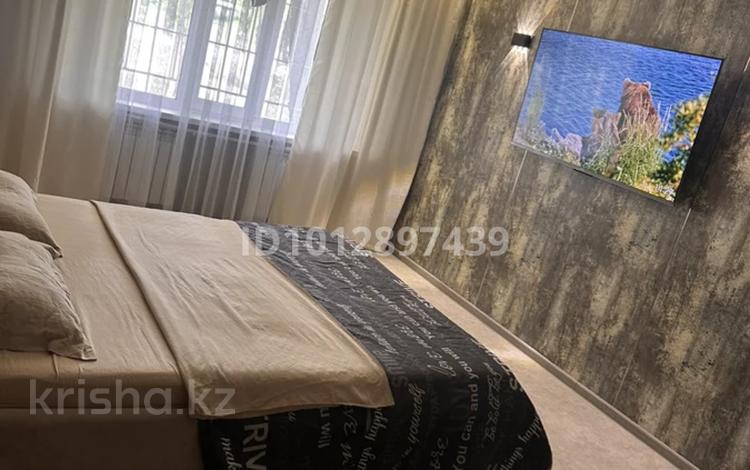 1-бөлмелі пәтер · 30 м² · 1/5 қабат, Королева — Королева Ауезова, бағасы: 14 000 ₸ в Экибастузе — фото 2