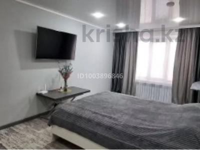 2-бөлмелі пәтер · 60 м² · 2/5 қабат, Абылайхана 9 — Пушкина, бағасы: 20 000 ₸ в Астане, Алматы р-н