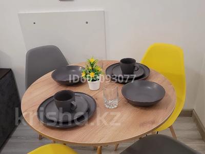 Аренда квартир посуточно в Алматы: 2-комнатная квартира · 42 м² · 6/10 этаж, Шевченко 96 — Сейфуллина за 20 000 〒 2-комнатная квартира · 42 м² · 6/10 этаж, Шевченко 96 — Сейфуллина за 20 000 〒 в Алматы, Алмалинский р-н