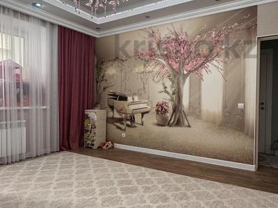 3-комнатная квартира · 116 м² · 3/5 этаж, мкр. Алтын орда 9 — школа Бином за 51 млн 〒 в Актобе