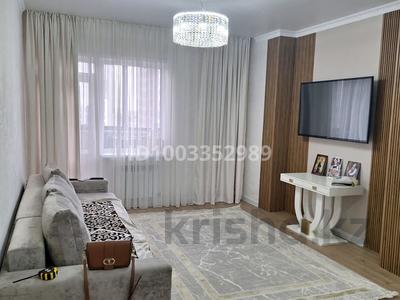 3-комнатная квартира · 75 м² · 11/19 этаж, мкр Новый Город, Пр шахтеров 52 Б — Республики шахтеров за 700 000 〒 в Караганде, Казыбек би р-н