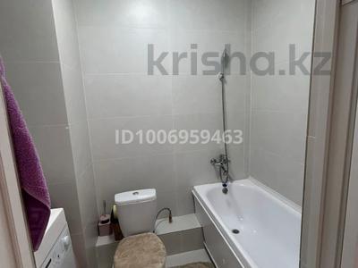 2-комнатная квартира · 36 м² · 2/3 этаж, Жангозина 61Б за 180 000 〒 в Каскелене