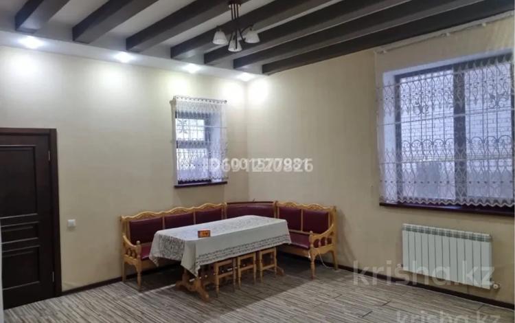 Отдельный дом · 5 комнат · 260 м² · 7 сот., Ск тополек 42 — Қайдауыл батыр за 47 млн ₸ в Актобе, жилой массив Заречный-2 — фото 2