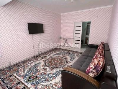 2-комнатная квартира, 62 м², 3/5 этаж посуточно, АДС — ДВД за 10 000 〒 в Туркестане