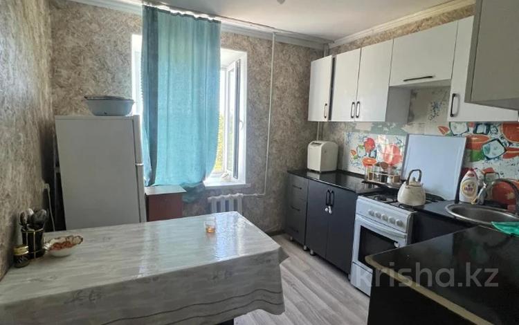 2-бөлмелі пәтер · 45 м² · 4/5 қабат, Жулдыз, бағасы: 13.8 млн ₸ в Талдыкоргане, мкр военный городок Жулдыз — фото 9
