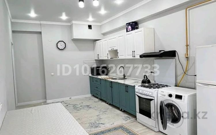 2-комнатная квартира · 72 м² · 1/5 этаж, 15 97 — Школы Байтурсынова за 160 000 ₸ в Туркестане — фото 2