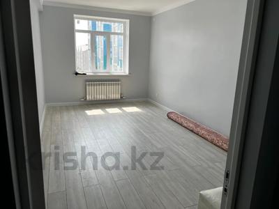 2-комнатная квартира, 70 м², 6/9 этаж, мкр. Алтын орда за 25 млн 〒 в Актобе, мкр. Алтын орда