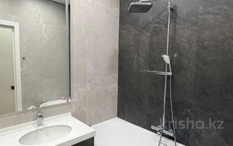 4-комнатная квартира · 125 м² · 3/15 этаж, Манаса за 215 млн ₸ в Алматы, Алмалинский р-н — фото 2